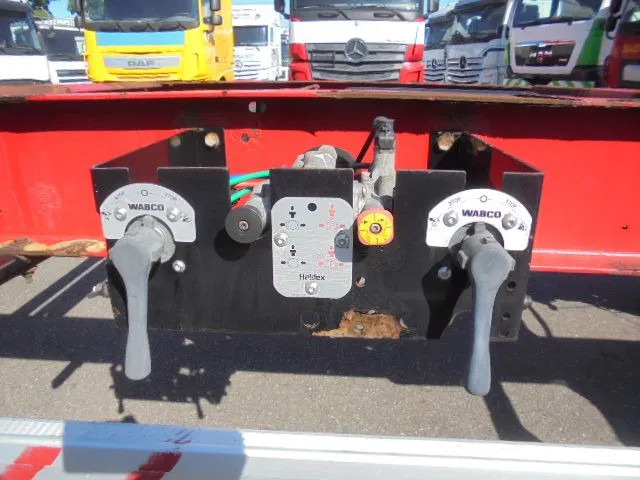 Container transporter/ Swap body trailer CIMC DC 02: picture 9 Container transporter/ Swap body trailer CIMC DC 02: picture 9