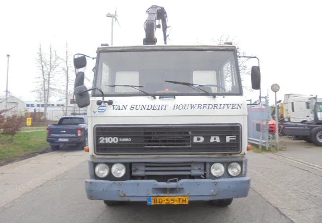 DAF 2100 TURBO - Dropside/ Flatbed truck: picture 2 DAF 2100 TURBO - Dropside/ Flatbed truck: picture 2