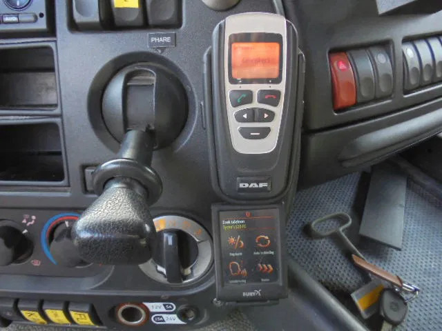 Tow truck DAF CF 85 360 NL TRUCK: picture 13