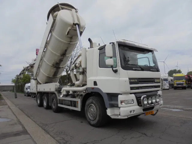 Ginaf X 4243 TS 8X4 NL TRUCK - Vacuum truck: picture 2 Ginaf X 4243 TS 8X4 NL TRUCK - Vacuum truck: picture 2
