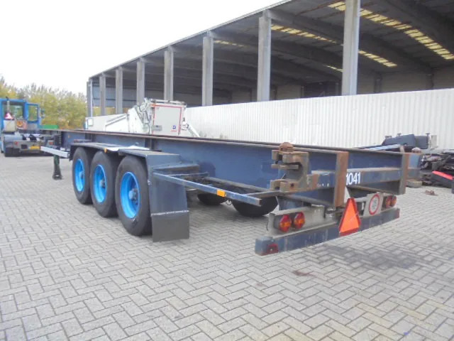 LAG 0-3-34 - Container transporter/ Swap body semi-trailer: picture 3 LAG 0-3-34 - Container transporter/ Swap body semi-trailer: picture 3