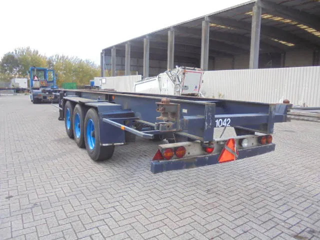 LAG 0-3-34 - Container transporter/ Swap body semi-trailer: picture 4 LAG 0-3-34 - Container transporter/ Swap body semi-trailer: picture 4