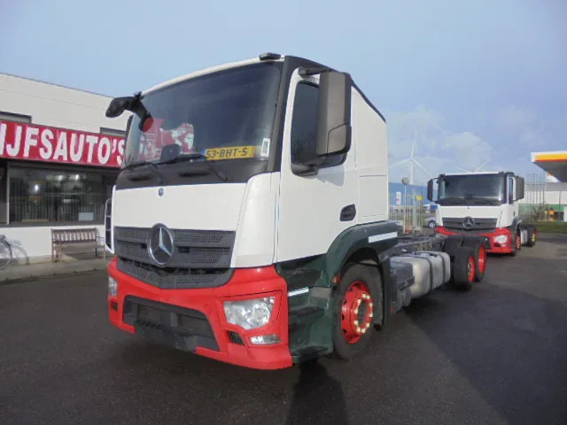 Mercedes-Benz 2340 6X2 NL TRUCK - Autotransporter truck: picture 1 Mercedes-Benz 2340 6X2 NL TRUCK - Autotransporter truck: picture 1