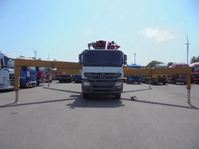 Mercedes-Benz Actros 4144 8X4 SANY 56M BETONPOMP - Concrete pump truck: picture 3 Mercedes-Benz Actros 4144 8X4 SANY 56M BETONPOMP - Concrete pump truck: picture 3