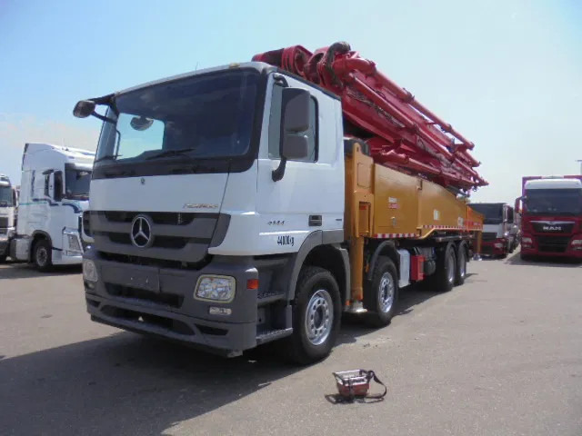 Mercedes-Benz Actros 4144 8X4 SANY 56M BETONPOMP - Concrete pump truck: picture 2 Mercedes-Benz Actros 4144 8X4 SANY 56M BETONPOMP - Concrete pump truck: picture 2