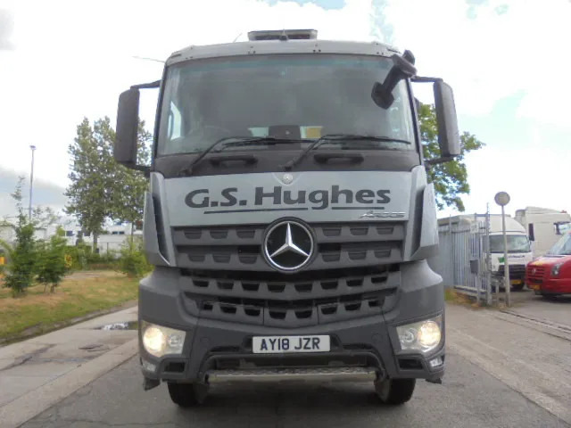 Mercedes-Benz Arocs 3340 8X4 - Tipper: picture 3 Mercedes-Benz Arocs 3340 8X4 - Tipper: picture 3