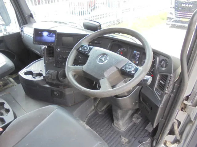 Tipper Mercedes-Benz Arocs 3340 8X4: picture 13 Tipper Mercedes-Benz Arocs 3340 8X4: picture 13