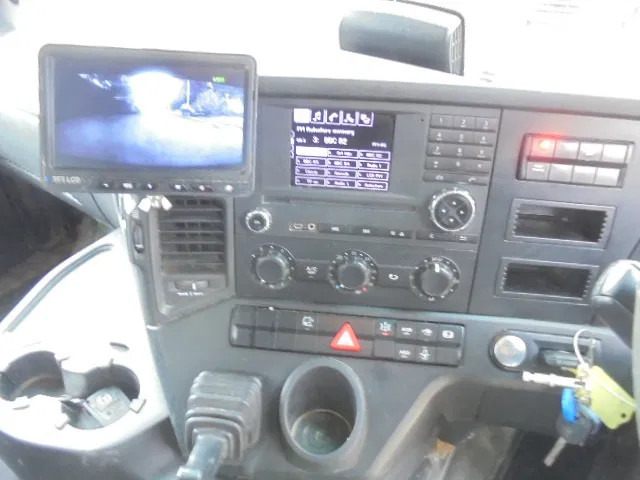 Tipper Mercedes-Benz Arocs 3340 8X4: picture 15 Tipper Mercedes-Benz Arocs 3340 8X4: picture 15