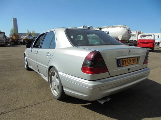 Mercedes-Benz C-Klasse 43 AMG - Car: picture 4 Mercedes-Benz C-Klasse 43 AMG - Car: picture 4