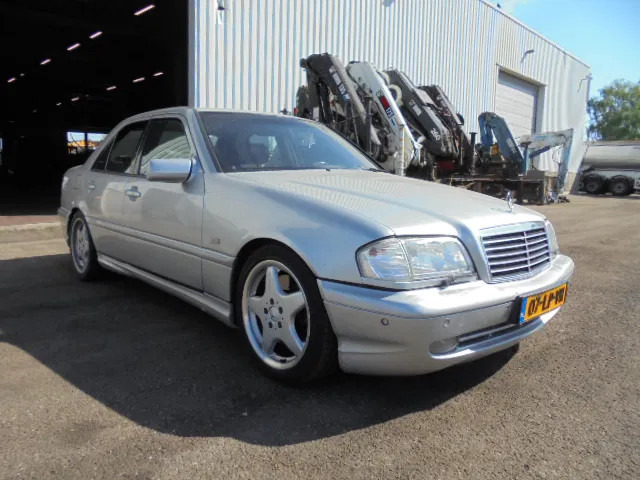 Mercedes-Benz C-Klasse 43 AMG - Car: picture 2 Mercedes-Benz C-Klasse 43 AMG - Car: picture 2
