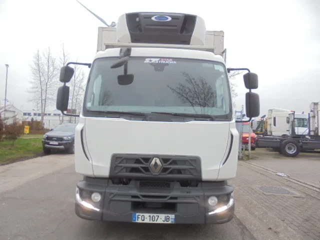 Renault D 210 FRIGO MANUAL GEARBOX - Refrigerator truck: picture 2 Renault D 210 FRIGO MANUAL GEARBOX - Refrigerator truck: picture 2