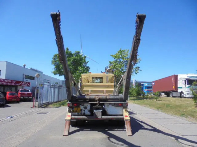 Renault Premium 280 VDL NL TRUCK - Skip loader truck: picture 5 Renault Premium 280 VDL NL TRUCK - Skip loader truck: picture 5