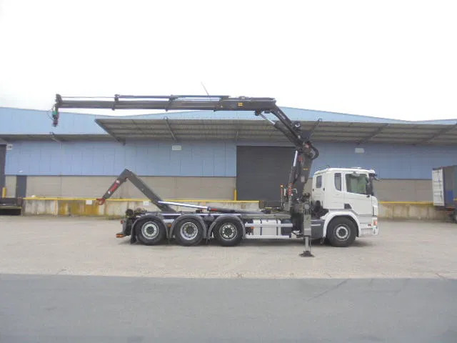 Scania P370 8X2 HAAK + KRAAN NL TRUCK LOW KM - Hook lift truck, Crane truck: picture 2 Scania P370 8X2 HAAK + KRAAN NL TRUCK LOW KM - Hook lift truck, Crane truck: picture 2