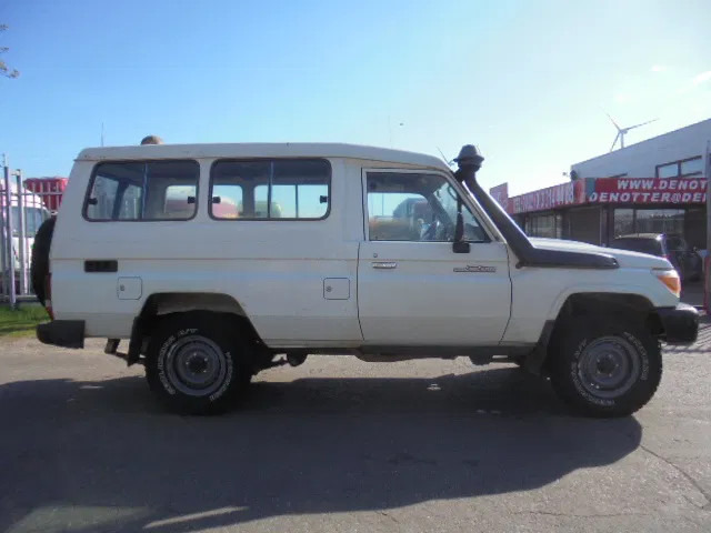 Toyota Land Cruiser HZJ78L 4X4 EXPORT OUTSIDE EU ONLY - Car: picture 4 Toyota Land Cruiser HZJ78L 4X4 EXPORT OUTSIDE EU ONLY - Car: picture 4