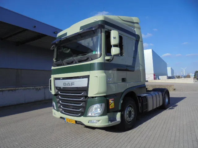 DAF XF 410 - Tractor unit: picture 1 DAF XF 410 - Tractor unit: picture 1