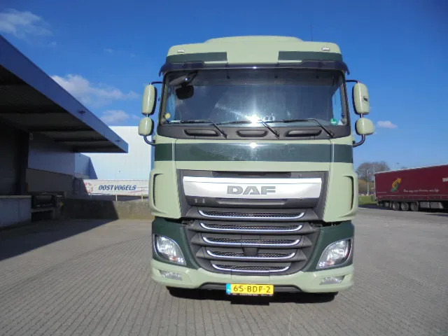 DAF XF 410 - Tractor unit: picture 2 DAF XF 410 - Tractor unit: picture 2