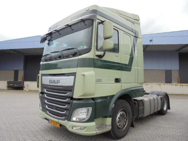DAF XF 410 - Tractor unit: picture 1 DAF XF 410 - Tractor unit: picture 1