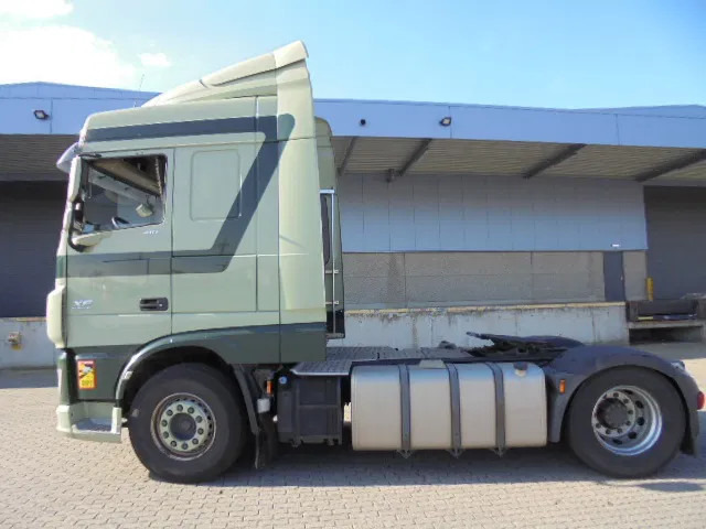 DAF XF 410 - Tractor unit: picture 5 DAF XF 410 - Tractor unit: picture 5