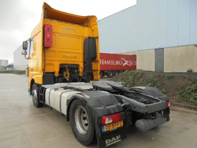 Tractor unit DAF XF 440: picture 6