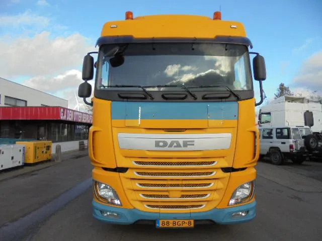 DAF XF 440 - Tractor unit: picture 2 DAF XF 440 - Tractor unit: picture 2