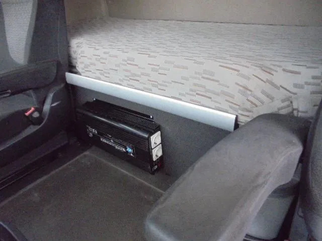 Tractor unit DAF XF 440: picture 11