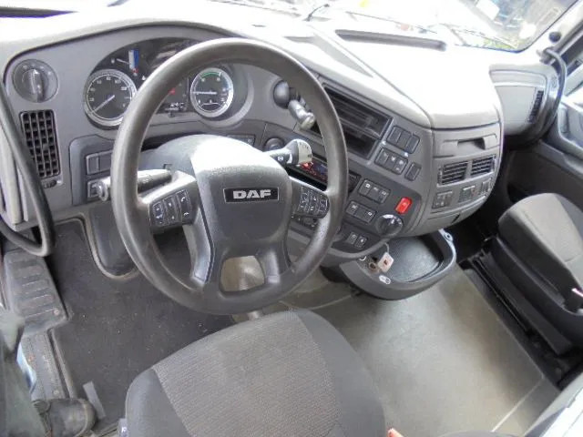 Tractor unit DAF XF 440 EURO 6: picture 9