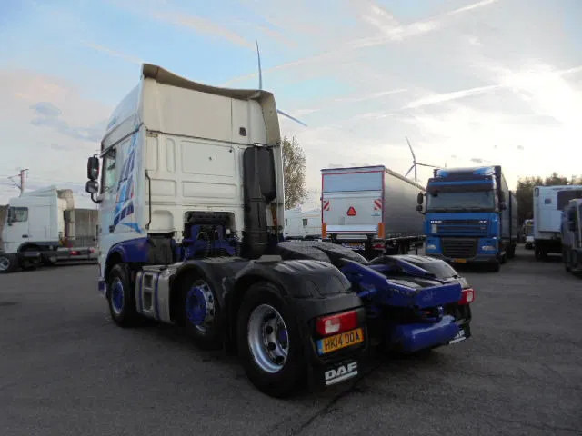 DAF XF 460 6X2 RHD - Tractor unit: picture 5 DAF XF 460 6X2 RHD - Tractor unit: picture 5