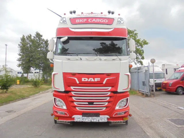 DAF XF 530 SSC INTARDER - Tractor unit: picture 2 DAF XF 530 SSC INTARDER - Tractor unit: picture 2