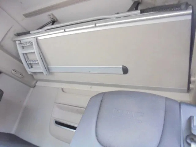 Tractor unit DAF XF 530 SSC INTARDER: picture 14