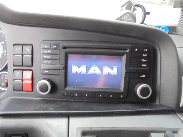 Tractor unit MAN TGX 26-480 XXL: picture 15