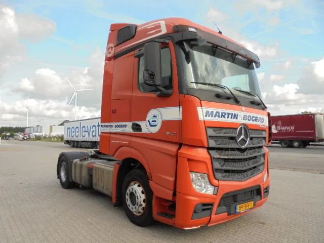 Mercedes-Benz Actros 1840 - Tractor unit: picture 2 Mercedes-Benz Actros 1840 - Tractor unit: picture 2
