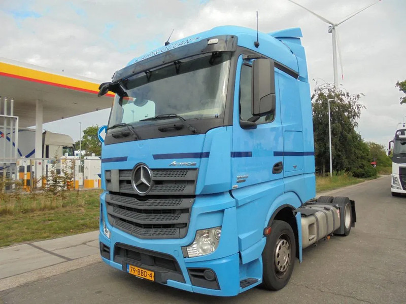 Mercedes-Benz Actros 1842 - Tractor unit: picture 1 Mercedes-Benz Actros 1842 - Tractor unit: picture 1