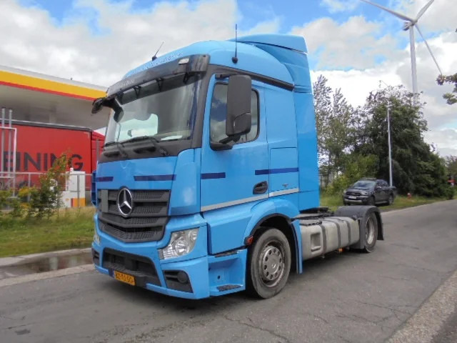 Mercedes-Benz Actros 1842 LS - Tractor unit: picture 1 Mercedes-Benz Actros 1842 LS - Tractor unit: picture 1