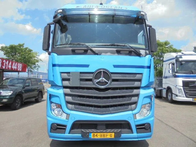 Mercedes-Benz Actros 1842 LS EUR 6 - Tractor unit: picture 2 Mercedes-Benz Actros 1842 LS EUR 6 - Tractor unit: picture 2