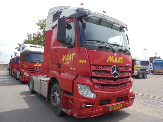 Mercedes-Benz Actros 1943 EUR6 - Tractor unit: picture 3 Mercedes-Benz Actros 1943 EUR6 - Tractor unit: picture 3