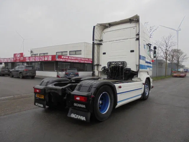 Scania R450 STREAMLINE + RETARDER NL TRUCK - Tractor unit: picture 4 Scania R450 STREAMLINE + RETARDER NL TRUCK - Tractor unit: picture 4