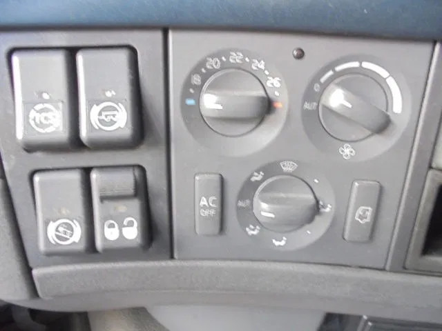 Curtainsider truck Volvo FH 460 6X2 NL TRUCK: picture 19