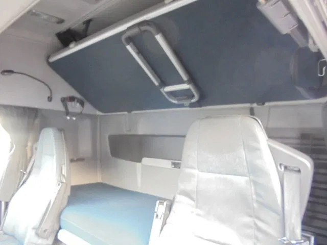 Curtainsider truck Volvo FH 460 6X2 NL TRUCK: picture 17