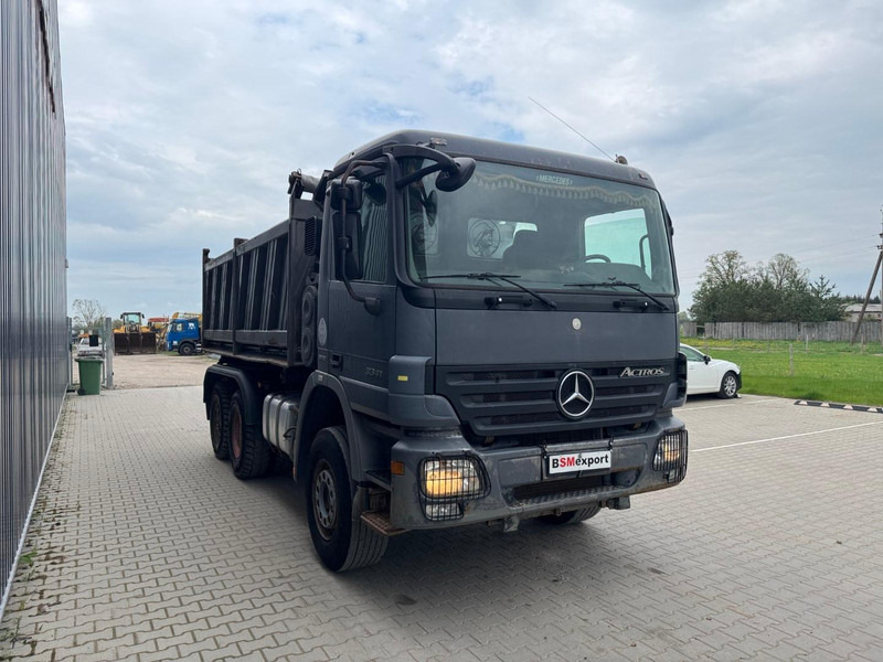 Mercedes-Benz Actros 3341 - Tipper: picture 3 Mercedes-Benz Actros 3341 - Tipper: picture 3