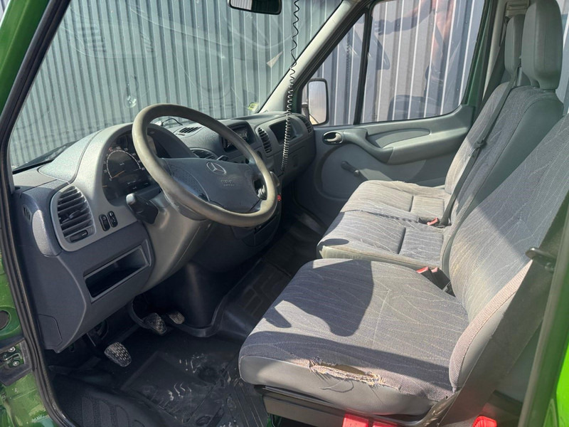 Mercedes-Benz Sprinter 313 - Flatbed van: picture 5 Mercedes-Benz Sprinter 313 - Flatbed van: picture 5