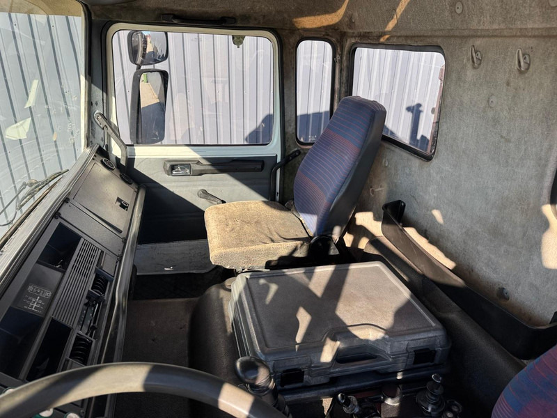 Tipper Renault G300: picture 6