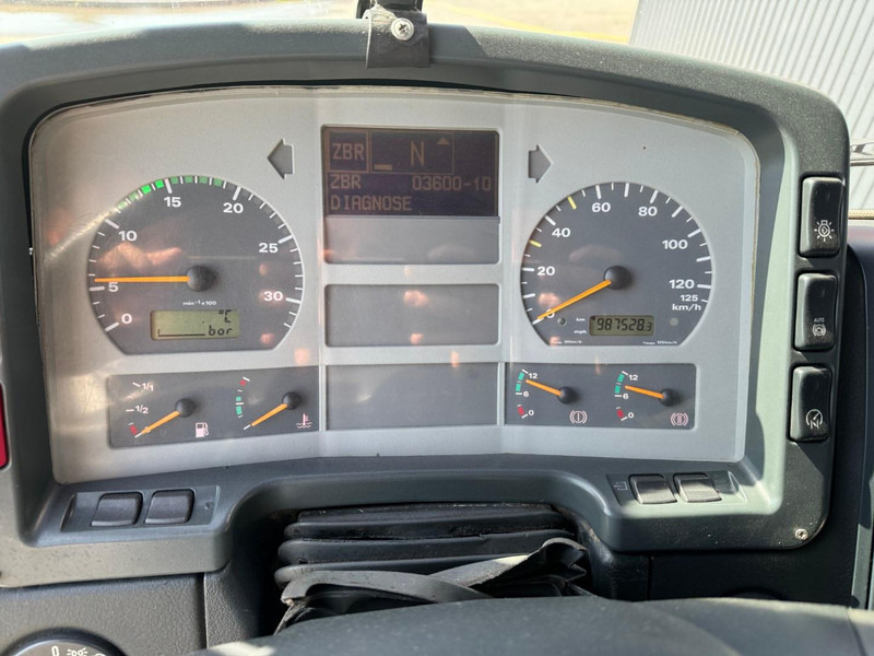 Tractor unit MAN TGA 410, 6x4, Spring-Spring, Manual pump: picture 7