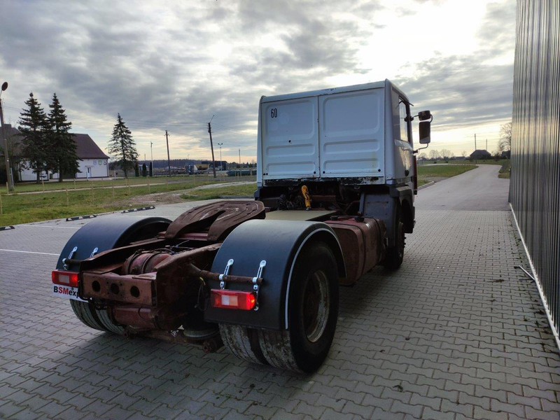 Renault R340 truck tractor - Tractor unit: picture 4 Renault R340 truck tractor - Tractor unit: picture 4