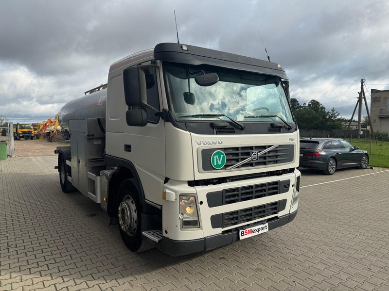 Volvo FM9, 11000 liter - Tank truck: picture 2 Volvo FM9, 11000 liter - Tank truck: picture 2