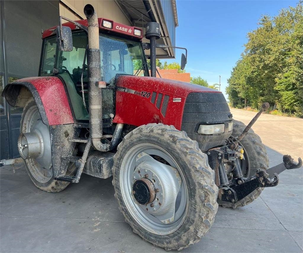 Case IH CVX 120 - Farm tractor: picture 2 Case IH CVX 120 - Farm tractor: picture 2