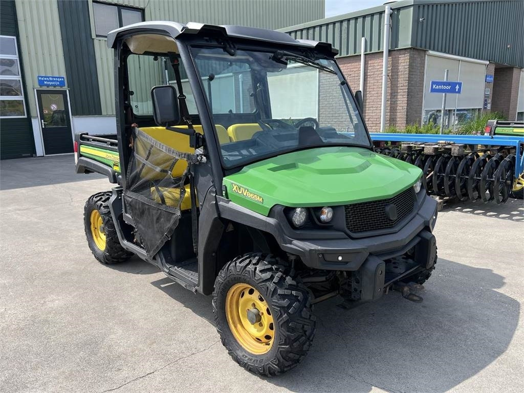 John Deere XUV865M - Side-by-side/ ATV: picture 2 John Deere XUV865M - Side-by-side/ ATV: picture 2