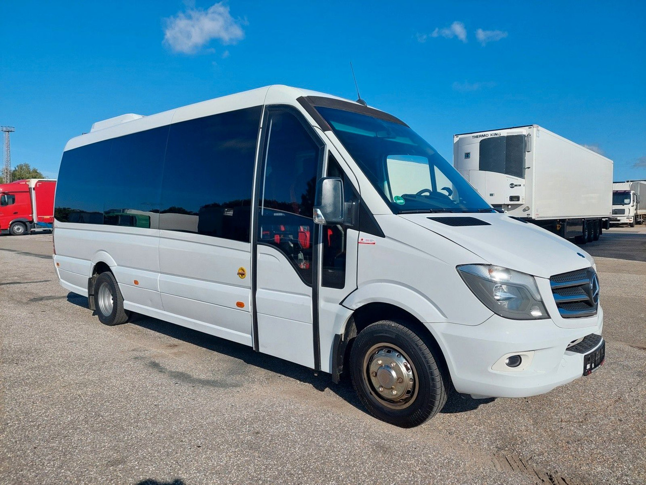 Mercedes-Benz Sprinter 519 CDI - Coach: picture 2 Mercedes-Benz Sprinter 519 CDI - Coach: picture 2
