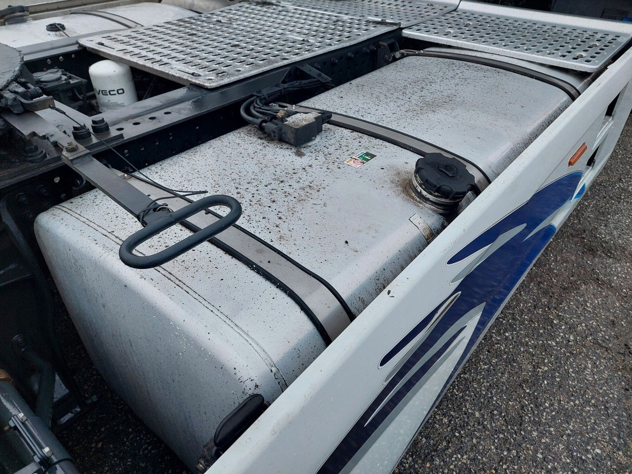 Iveco AS440ST/FP LT - Tractor unit: picture 5 Iveco AS440ST/FP LT - Tractor unit: picture 5