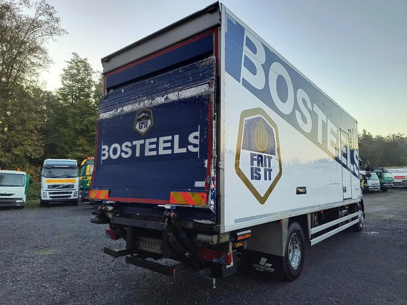 MAN TGM 18.250 2 COMPARTMENTS - 2000KG TAIL LIFT - PROBLEM COOLING UNIT - Refrigerator truck: picture 5 MAN TGM 18.250 2 COMPARTMENTS - 2000KG TAIL LIFT - PROBLEM COOLING UNIT - Refrigerator truck: picture 5