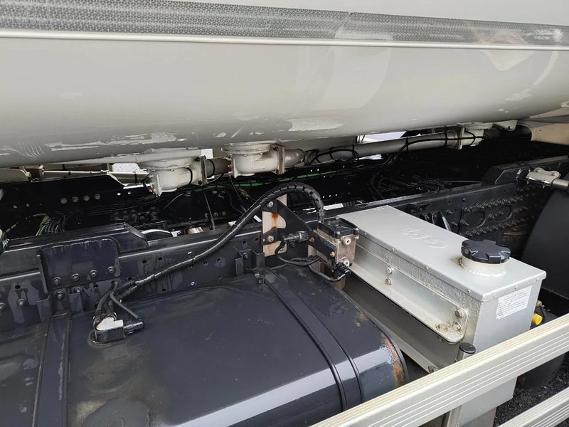 Tank truck for transportation of fuel MAN TGM 26.340 19000L FUEL/CARBURANT - 4 COMP: picture 17 Tank truck for transportation of fuel MAN TGM 26.340 19000L FUEL/CARBURANT - 4 COMP: picture 17